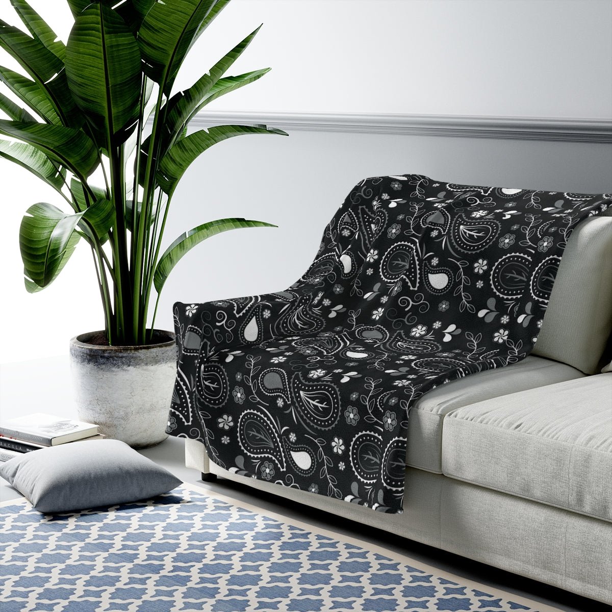 Black Bandana Velveteen Plush Blanket - Super Soft, Warm & Cozy - We Love Your Gift