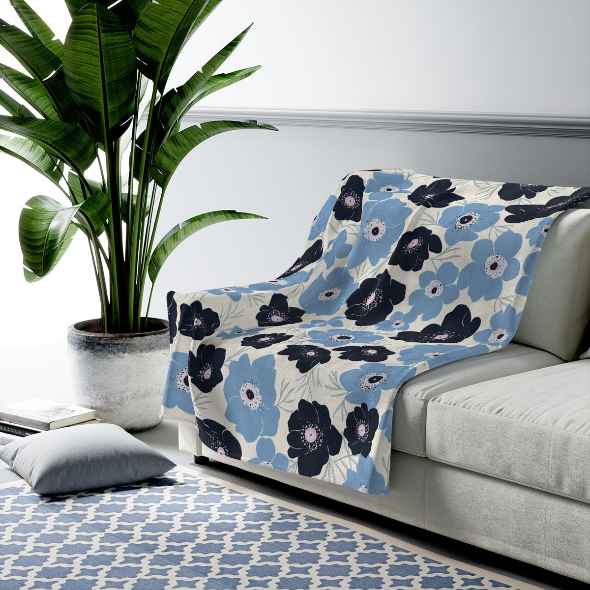 Blue Flowers Velveteen Plush Blanket - Super Soft, Warm & Cozy - We Love Your Gift