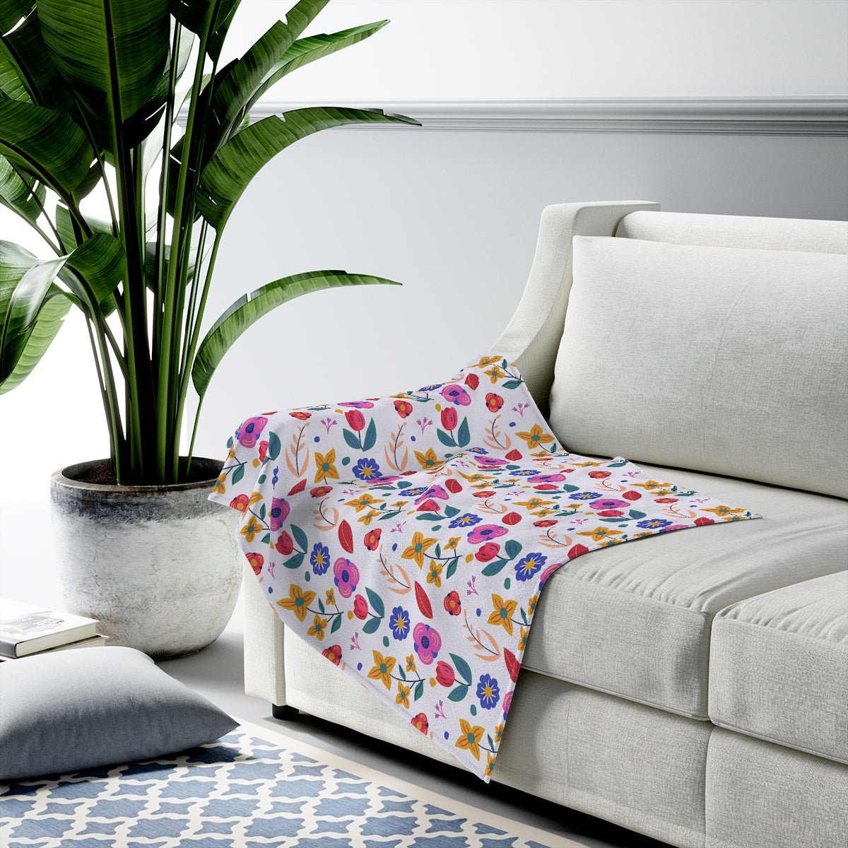 Bright Flowers Velveteen Plush Blanket - Super Soft, Warm & Cozy - We Love Your Gift