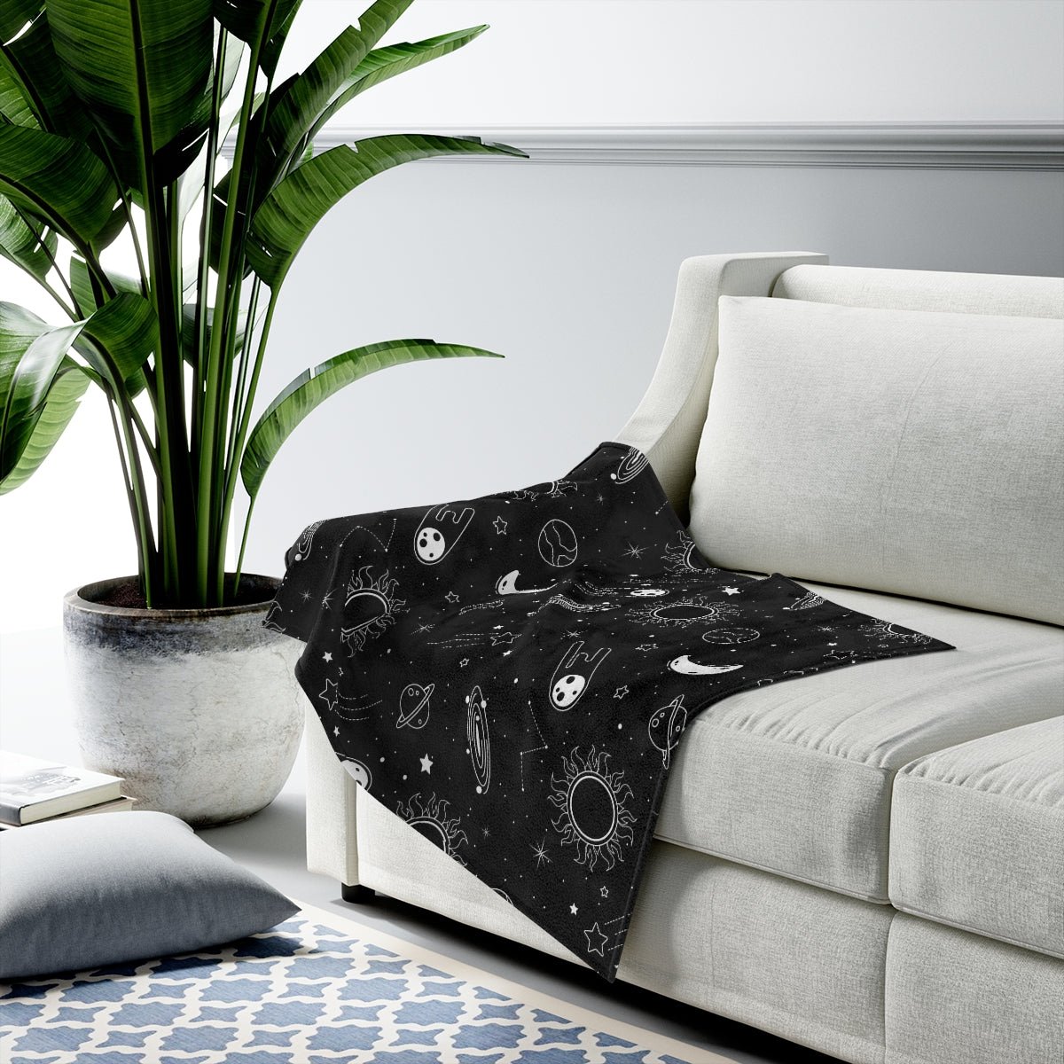 Space Velveteen Plush Blanket - Super Soft, Warm & Cozy - We Love Your Gift